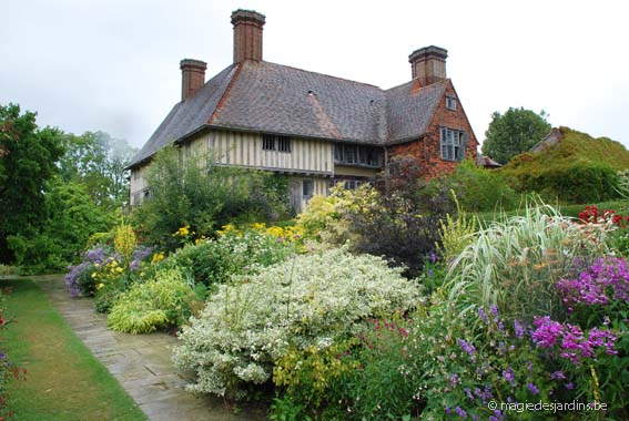 Sussex: Great Dixter House & Gardens